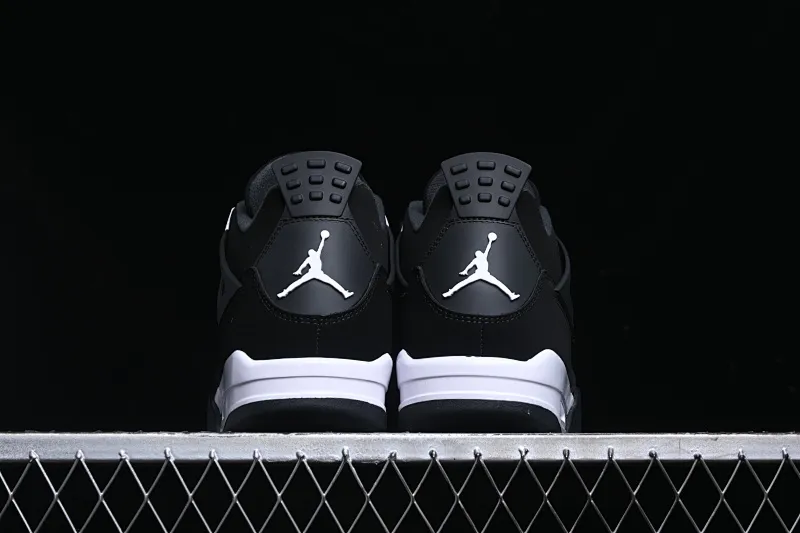 All categories Air Jordan Jordan series basketball shoes Air Jordan 4 Air Jordan 4 Retro "White Thunder" AJ4 Joe 4 White Thunder FQ8138-001